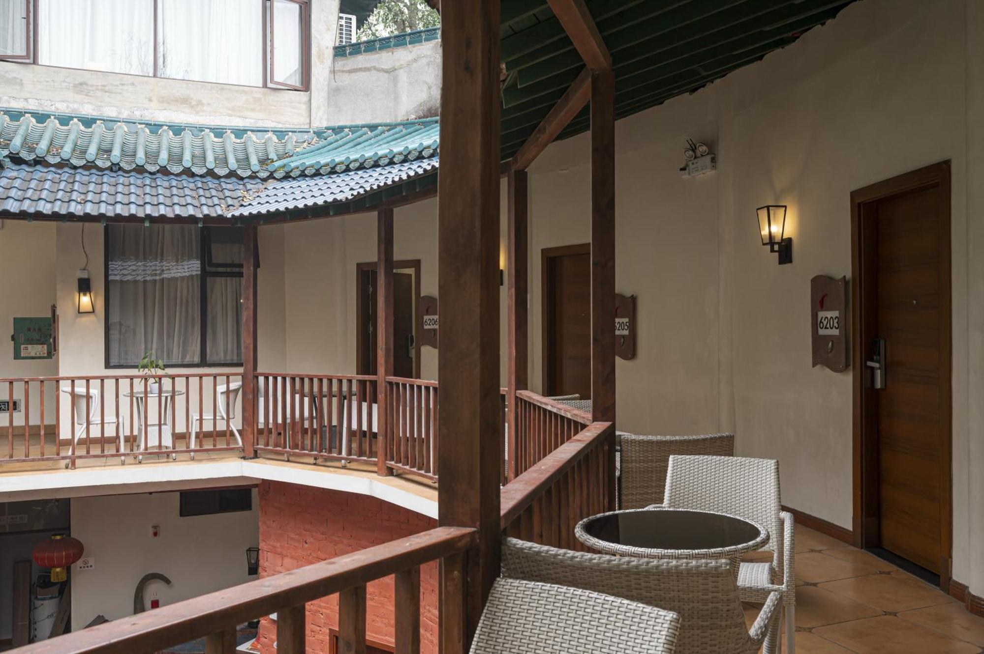 Guilin Crystal Crescent Moon Hotel 외부 사진